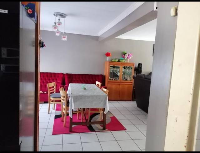 3 BEDROOM TOWNHOUSE FOR SALE IN WELKOM CENTRAL